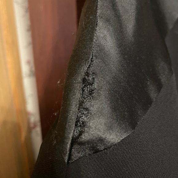 Dress - Picture 6 of 6